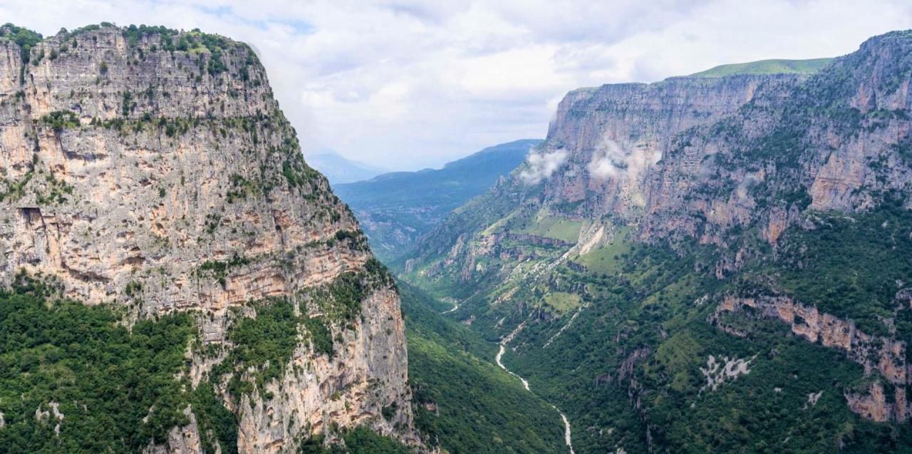 Vikos Gorge Crossing