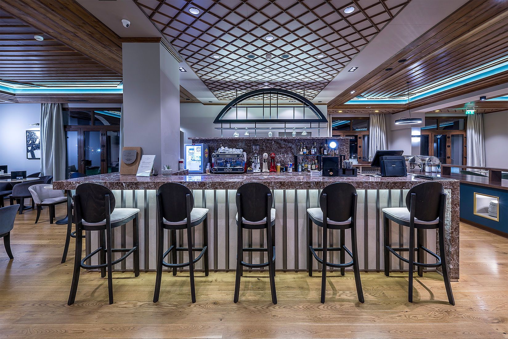 Lake Hotel Bar Interior View