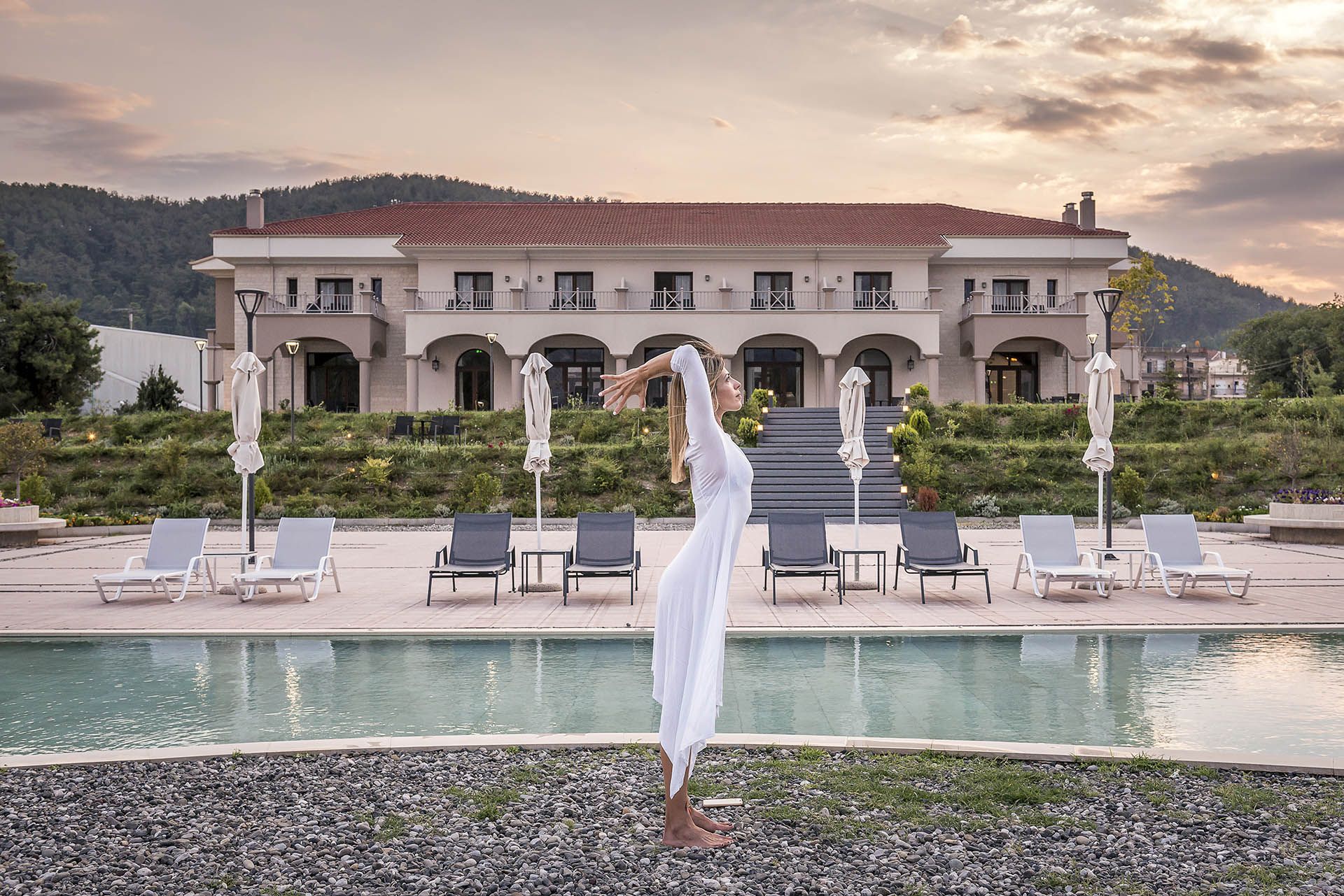 Lake Hotel Yoga by the Pool